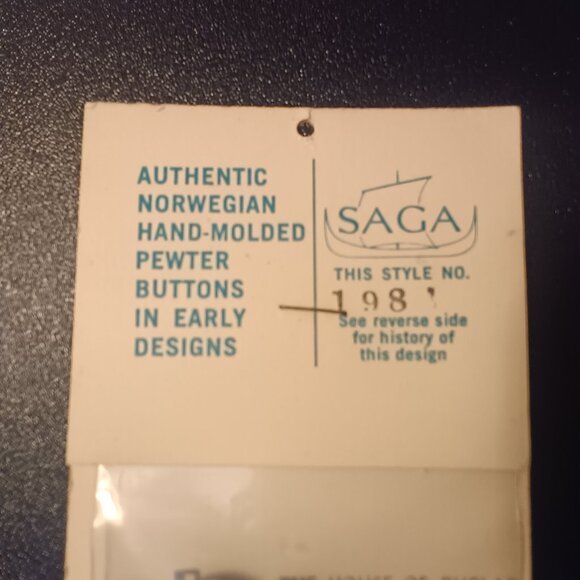 AUTHENTIC NORWEGIAN HAND-MOLDED PEWTER BUTTONS 8 Buttons Boat Design History Rar - Picture 2 of 3